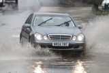 Flooded roads - Thongsbridge